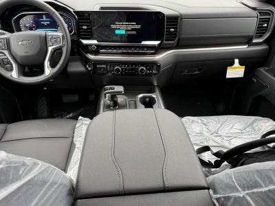 2026 Chevrolet Silverado 1500 4WD Crew Cab 147" RST