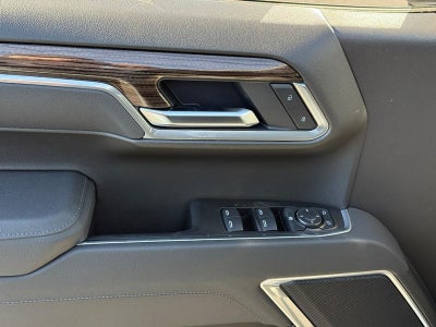 2026 Chevrolet Silverado 1500 4WD Crew Cab 147" RST