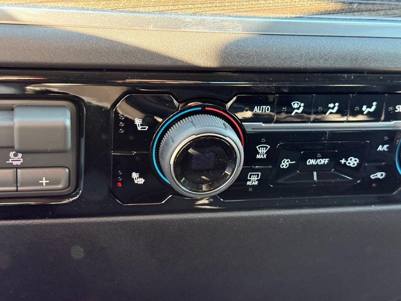 2026 Chevrolet Silverado 1500 4WD Crew Cab 147" RST