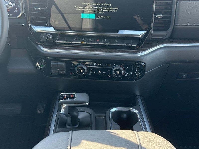 2026 Chevrolet Silverado 1500 4WD Crew Cab 147" RST