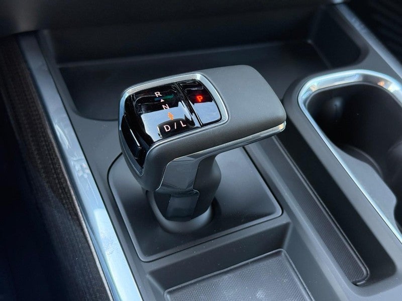 2026 Chevrolet Silverado 1500 4WD Crew Cab 147" RST