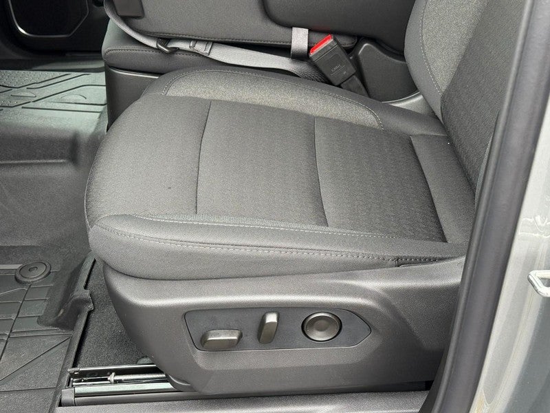 2026 Chevrolet Silverado 1500 4WD Crew Cab 147" RST