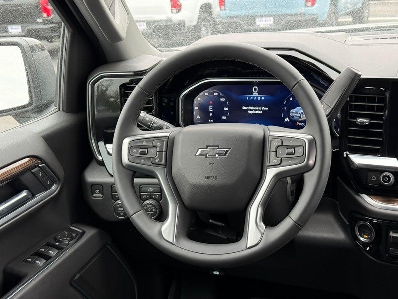 2026 Chevrolet Silverado 1500 4WD Crew Cab 147" RST