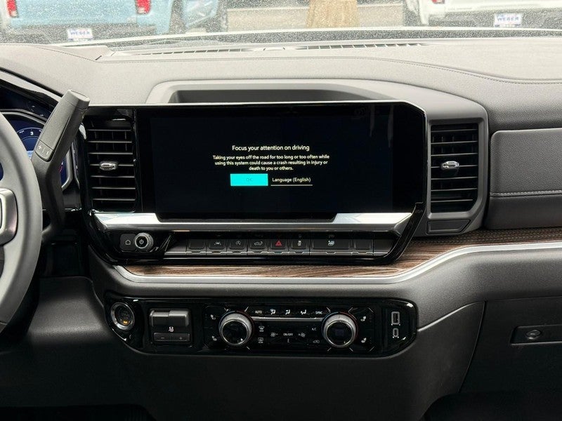 2026 Chevrolet Silverado 1500 4WD Crew Cab 147" RST