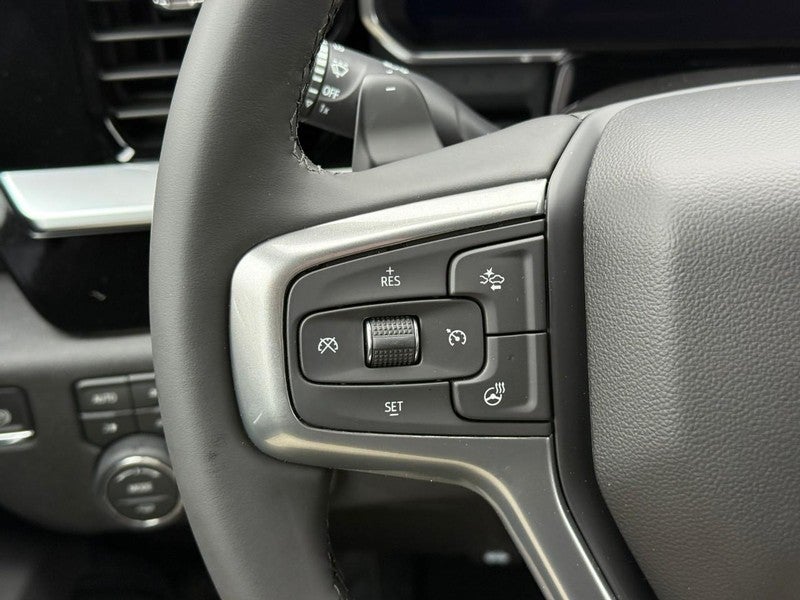 2026 Chevrolet Silverado 1500 4WD Crew Cab 147" RST