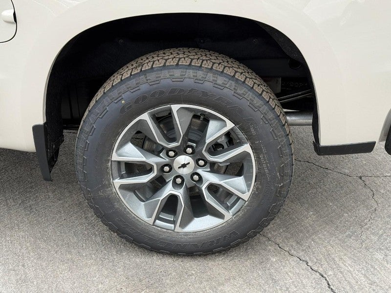 2026 Chevrolet Silverado 1500 4WD Crew Cab 147" RST