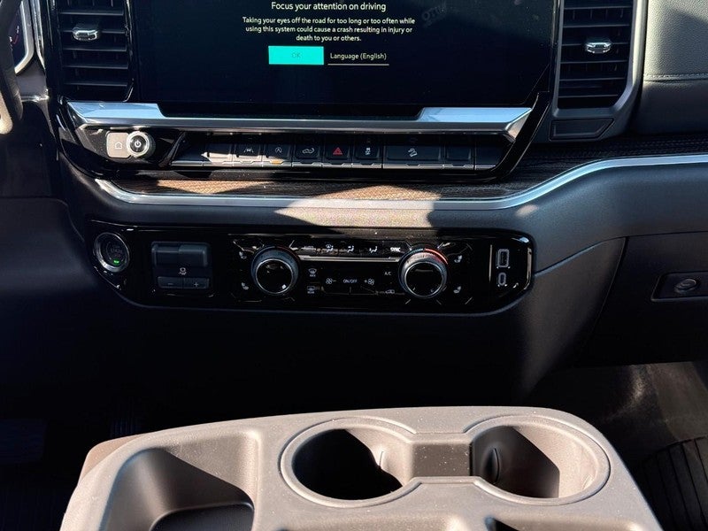 2026 Chevrolet Silverado 1500 4WD Crew Cab 147" RST