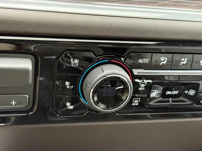 2026 Chevrolet Silverado 1500 4WD Crew Cab 147" LTZ