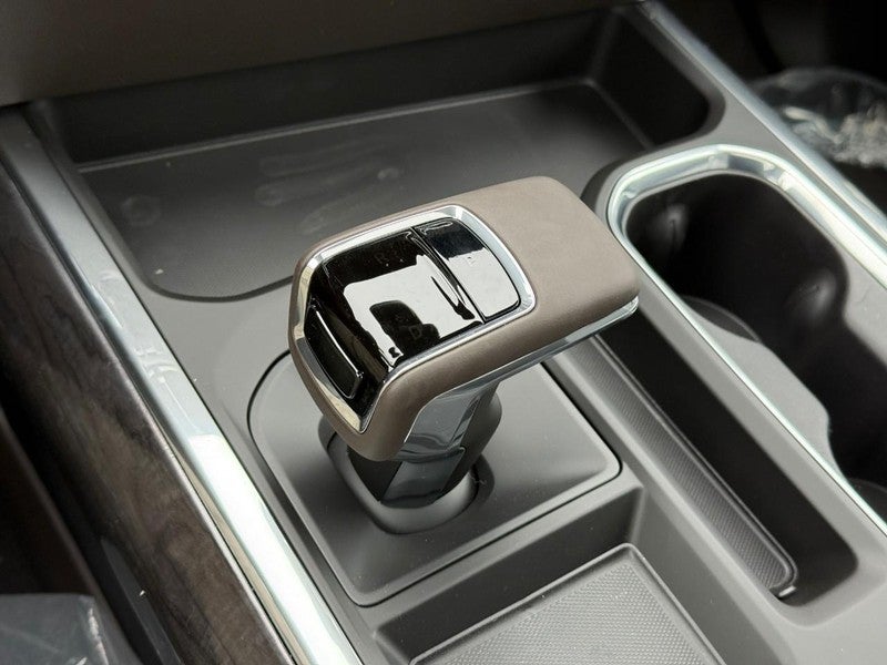 2026 Chevrolet Silverado 1500 4WD Crew Cab 147" LTZ