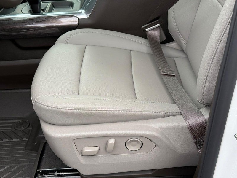 2026 Chevrolet Silverado 1500 4WD Crew Cab 147" LTZ