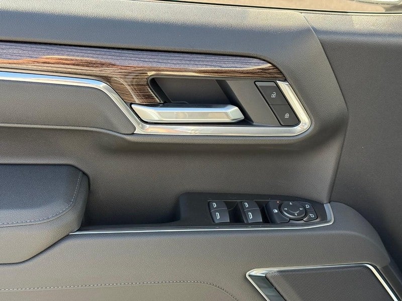 2026 Chevrolet Silverado 1500 4WD Crew Cab 147" LT w/1LT