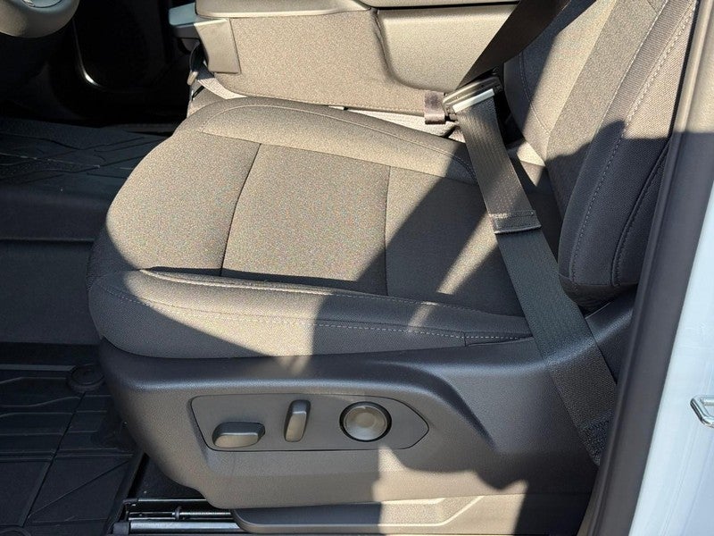 2026 Chevrolet Silverado 1500 4WD Crew Cab 147" LT w/1LT