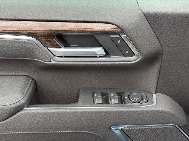 2026 Chevrolet Silverado 1500 4WD Crew Cab 147" RST