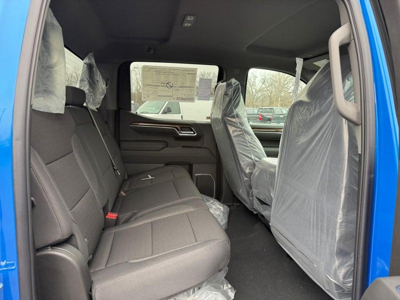 2026 Chevrolet Silverado 1500 4WD Crew Cab 147" RST