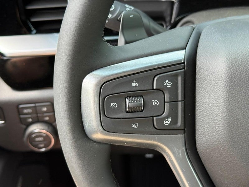 2026 Chevrolet Silverado 1500 4WD Crew Cab 147" RST