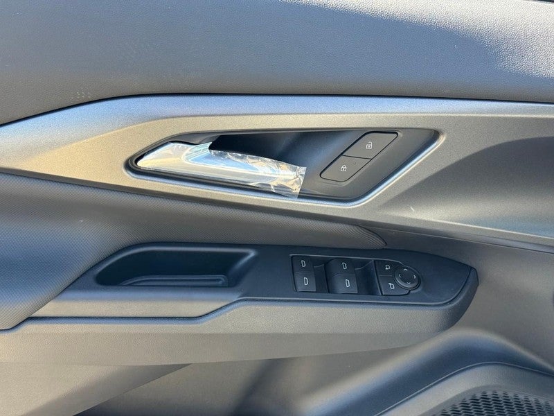 2026 Chevrolet Equinox EV 4dr LT1 w/PCY