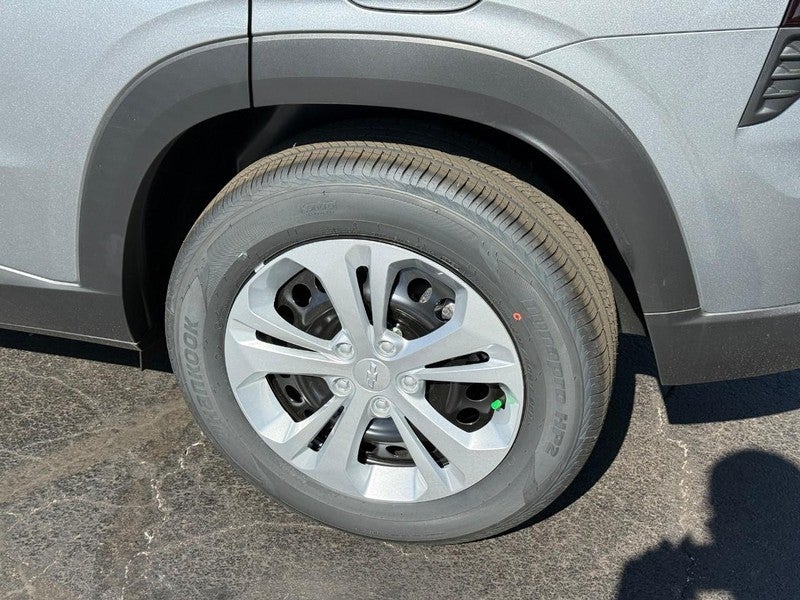 2026 Chevrolet Trax FWD 4dr LS
