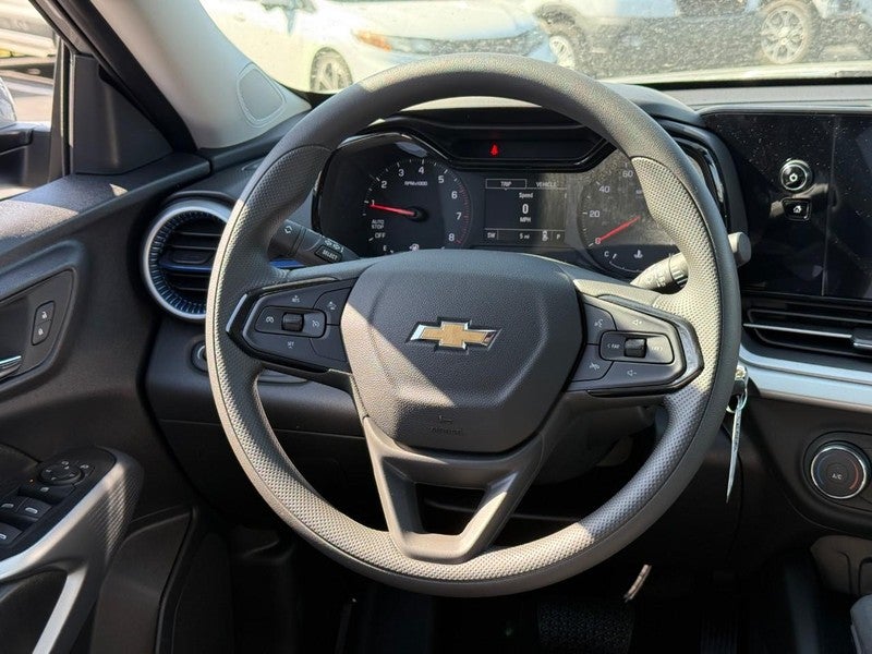 2026 Chevrolet Trax FWD 4dr LS