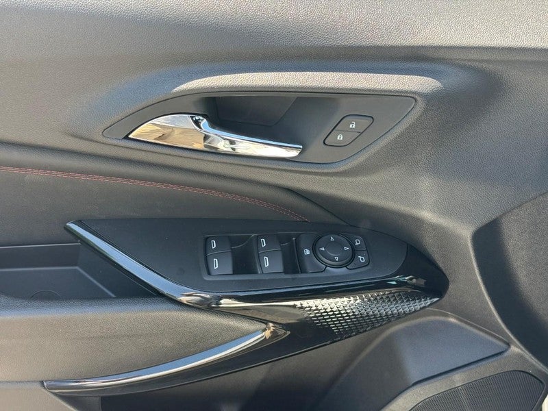 2026 Chevrolet Trax FWD 4dr 2RS