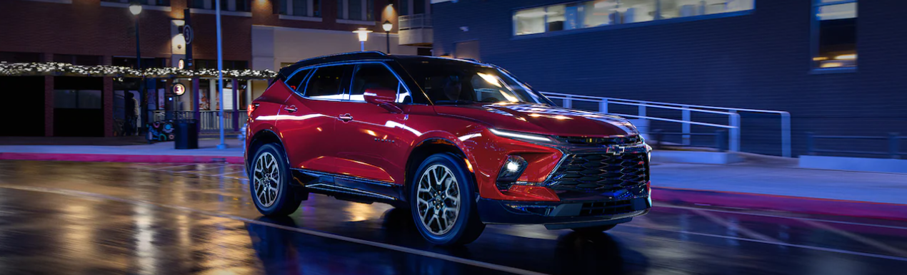 2023-chevy-blazer-near-st-louis 2023-chevy-blazer-near-st-louis-side-angle